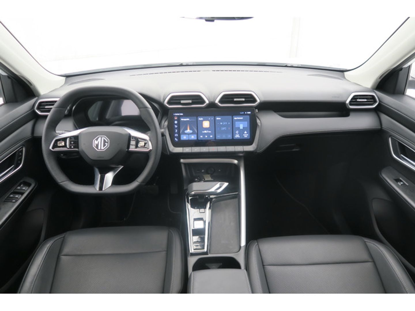MG ZS 1.5 Hybrid Luxury 145 kW (197 CV)