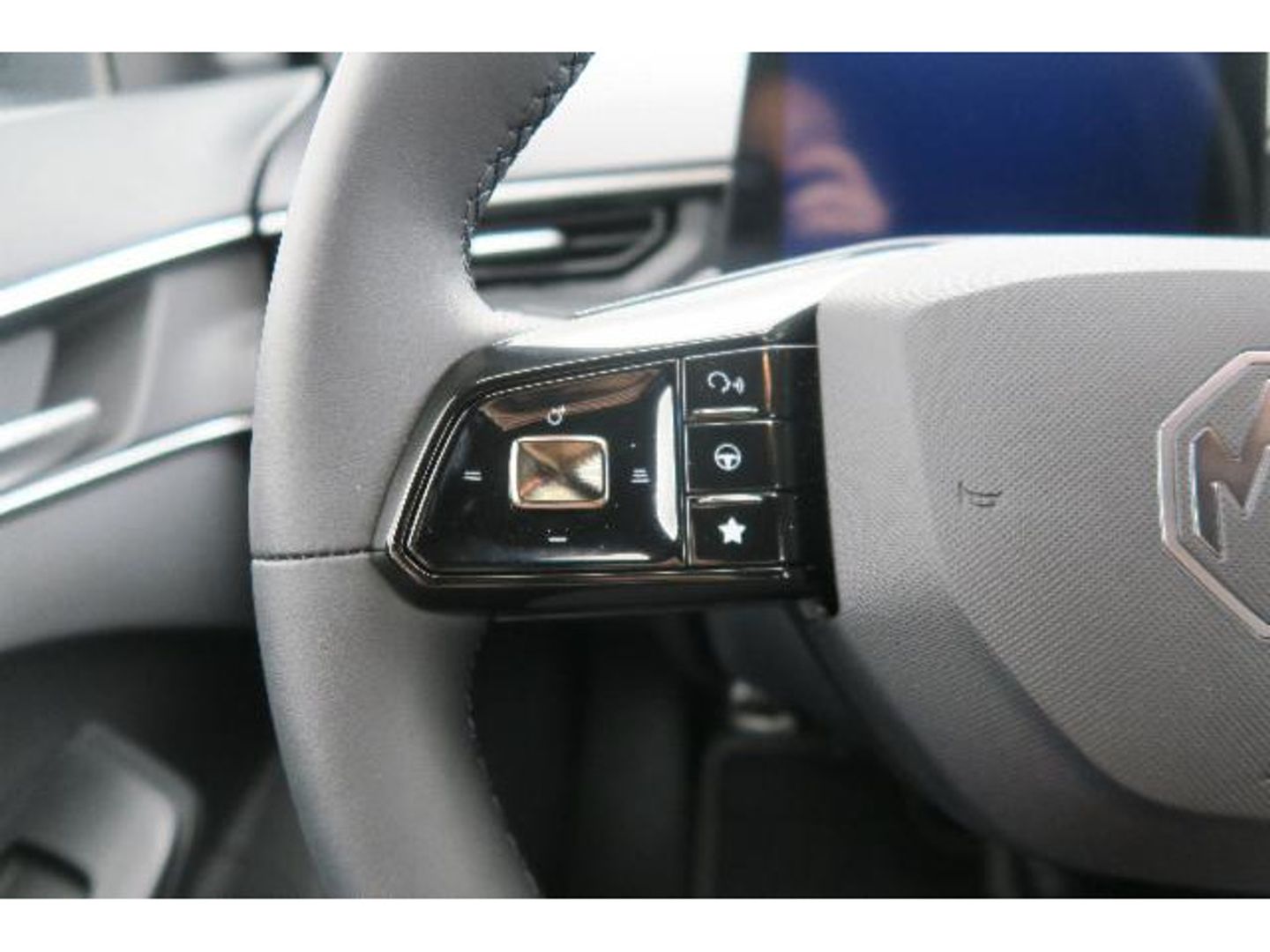 MG MG3 Hybrid+ Standard 143 kW (195 CV)
