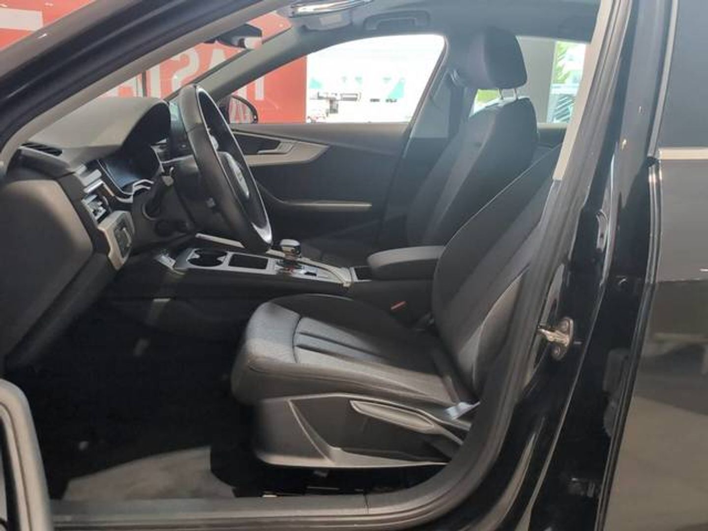 Audi A4 Advanced 30 TDI 100 kW (136 CV) S tronic