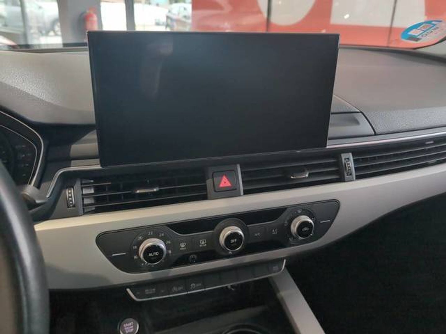 Audi A4 Advanced 30 TDI 100 kW (136 CV) S tronic