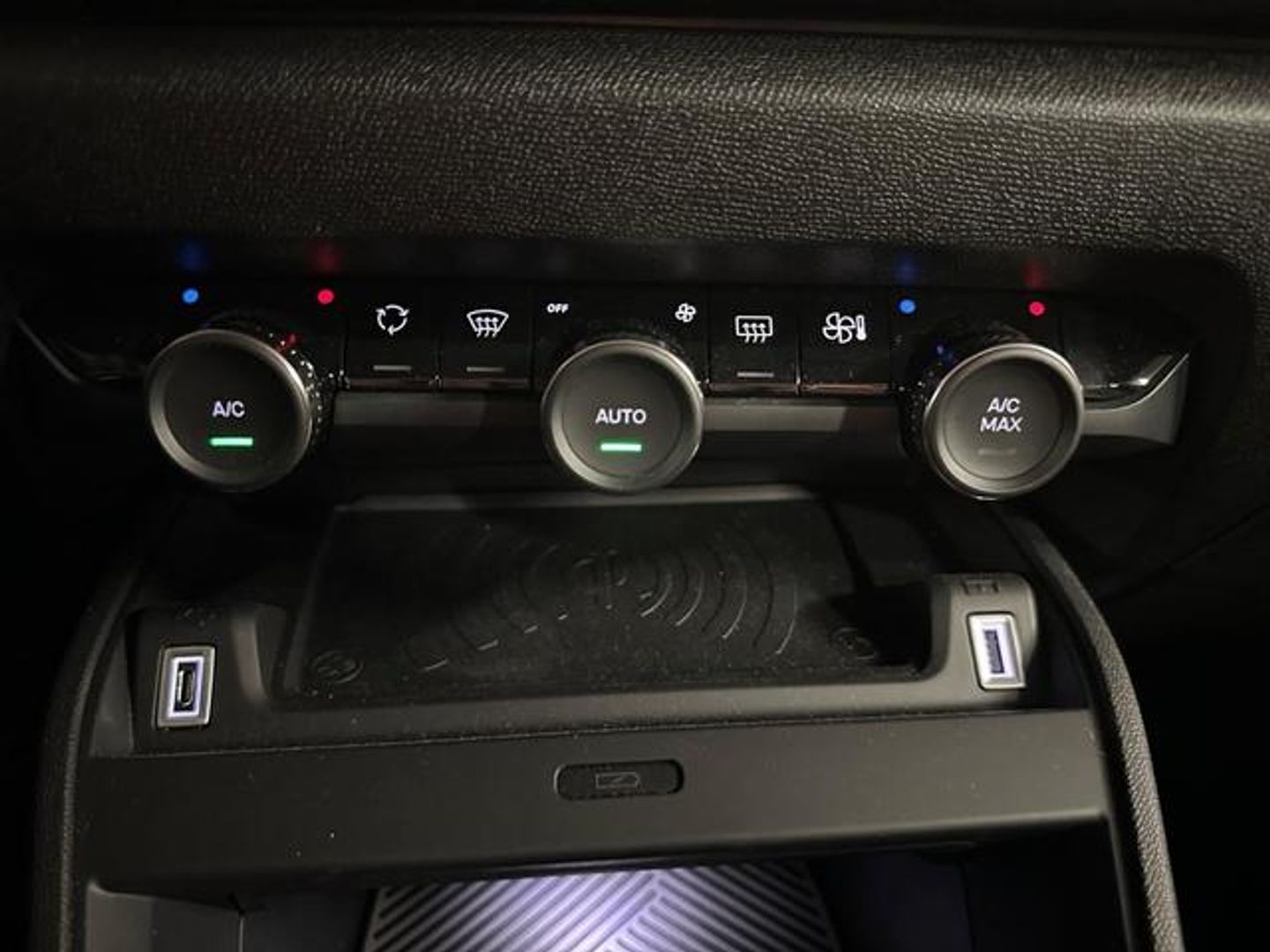 Citroen C4 Hybrid 145 e-DCS6 Max 107 kW (145 CV)