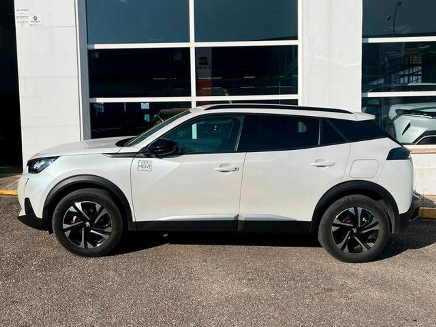 Peugeot 2008 PureTech 100 S&S Allure Pack 75 kW (100 CV)