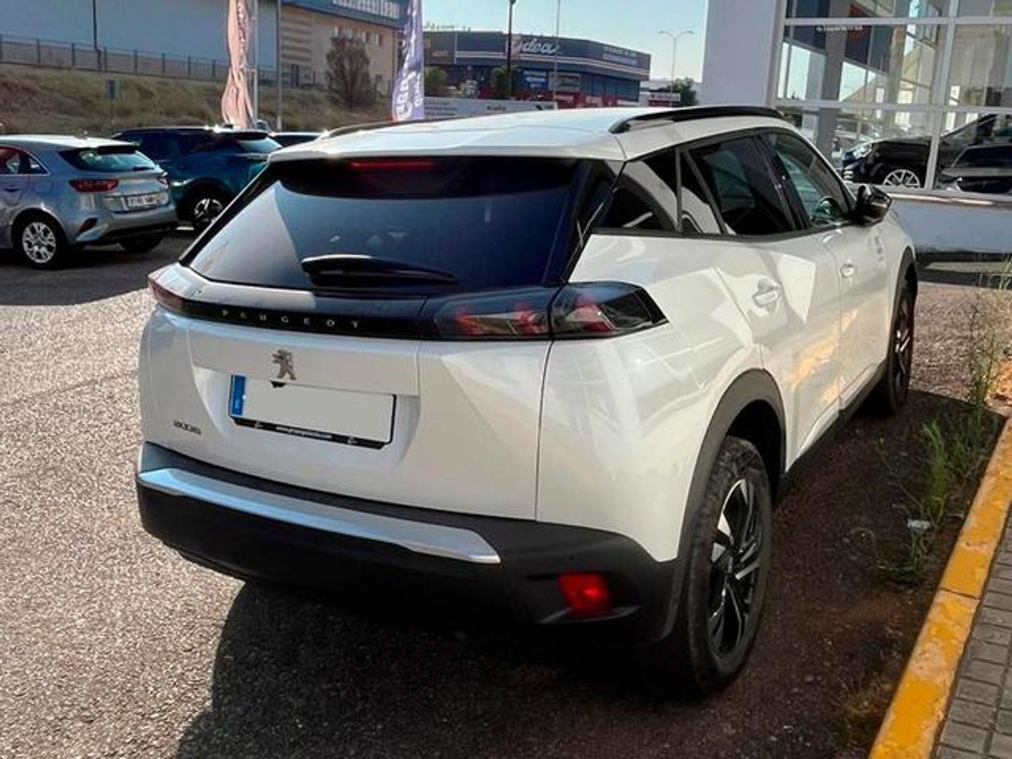 Peugeot 2008 PureTech 100 S&S Allure Pack 75 kW (100 CV)