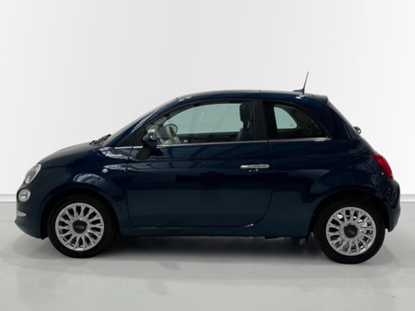 Fiat 500 1.0 Hybrid Dolcevita 51 kW (70 CV)
