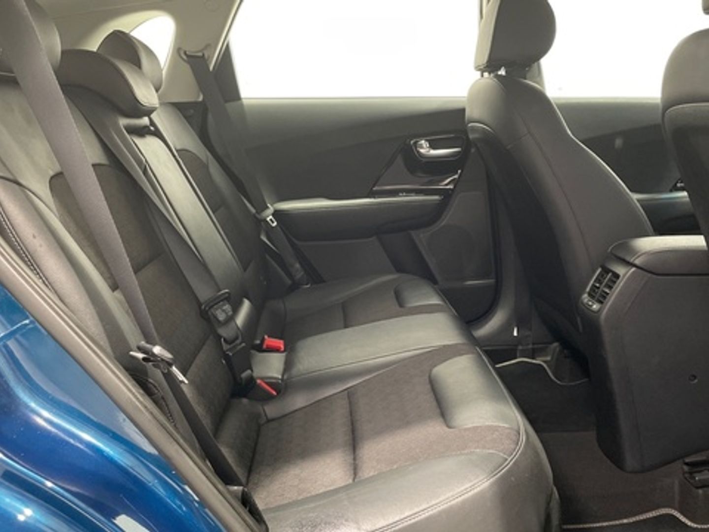 Kia Niro 1.6 GDi HEV Híbrido Drive 104 kW (141 CV)