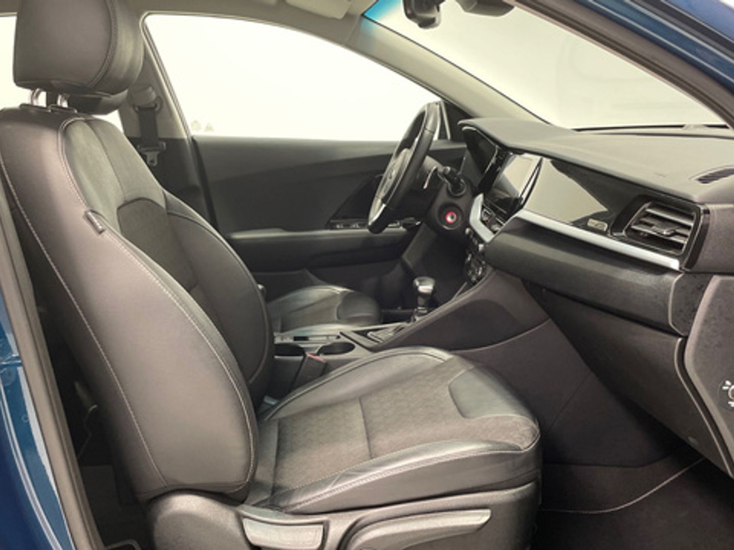 Kia Niro 1.6 GDi HEV Híbrido Drive 104 kW (141 CV)