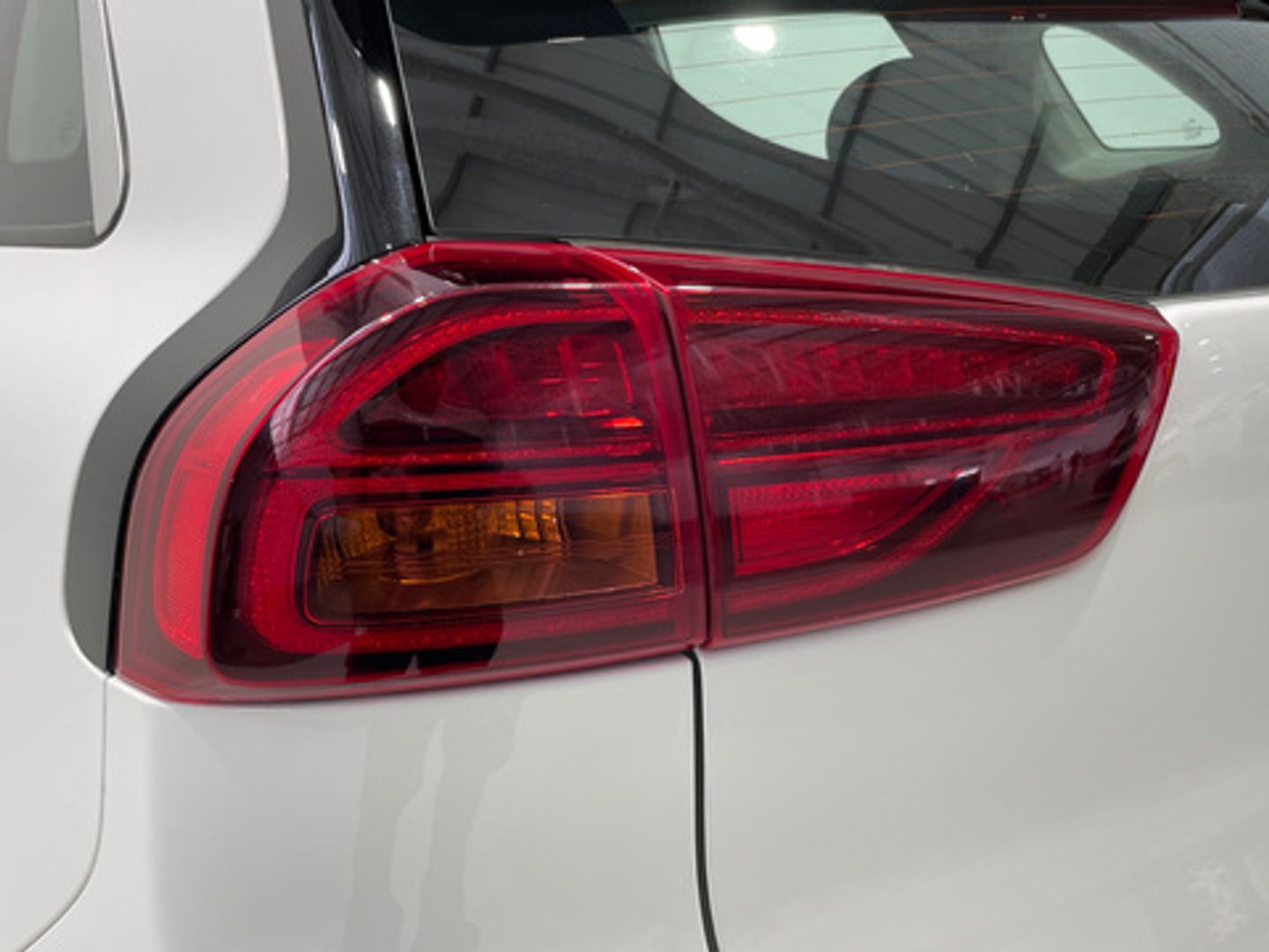 Kia Niro 1.6 GDi HEV Híbrido Drive 104 kW (141 CV)