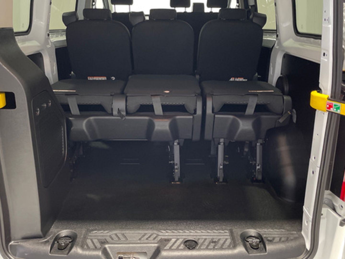 Ford Transit Custom Kombi 2.0 TDCI MHEV 320 L1 Trend 96 kW (130 CV)