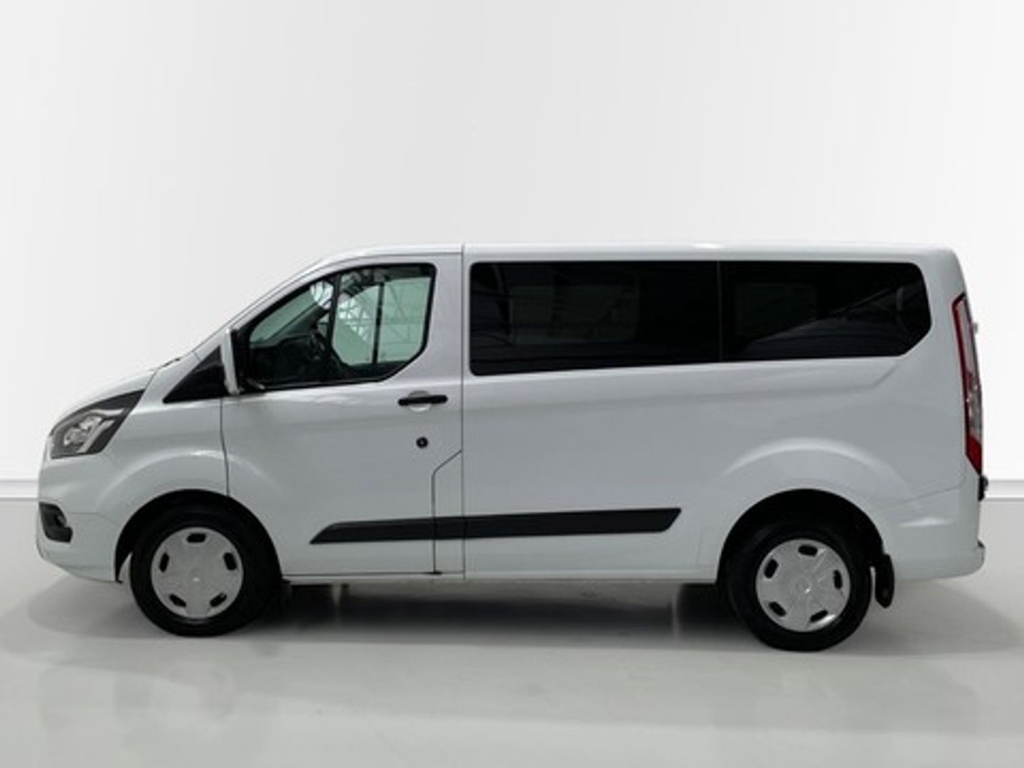 Ford Transit Custom Kombi 2.0 TDCI MHEV 320 L1 Trend 96 kW (130 CV)