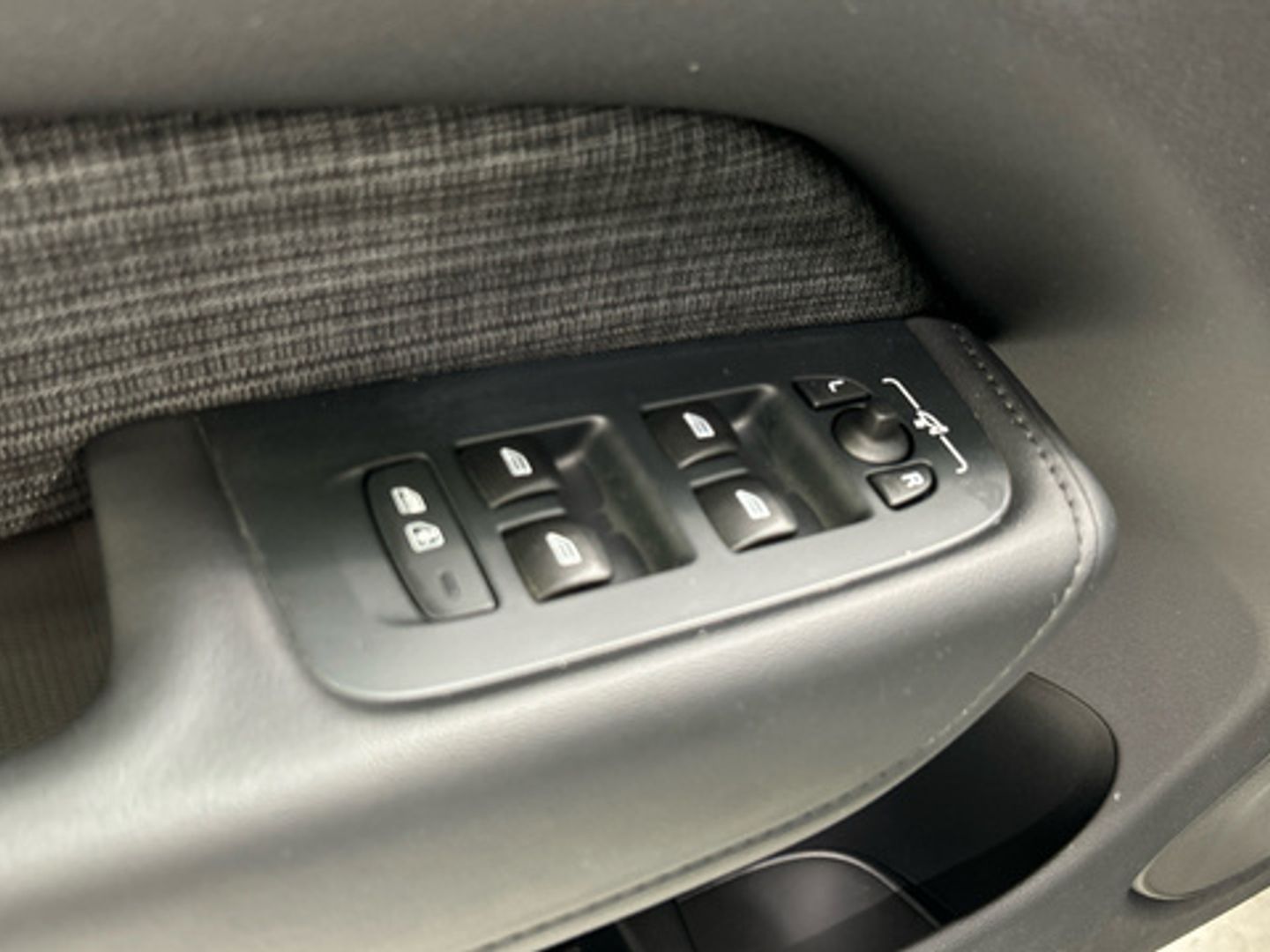 Volvo XC60 B4 D Core Auto 145 kW (197 CV)