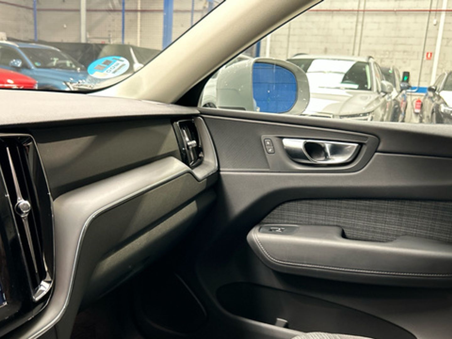 Volvo XC60 B4 D Core Auto 145 kW (197 CV)