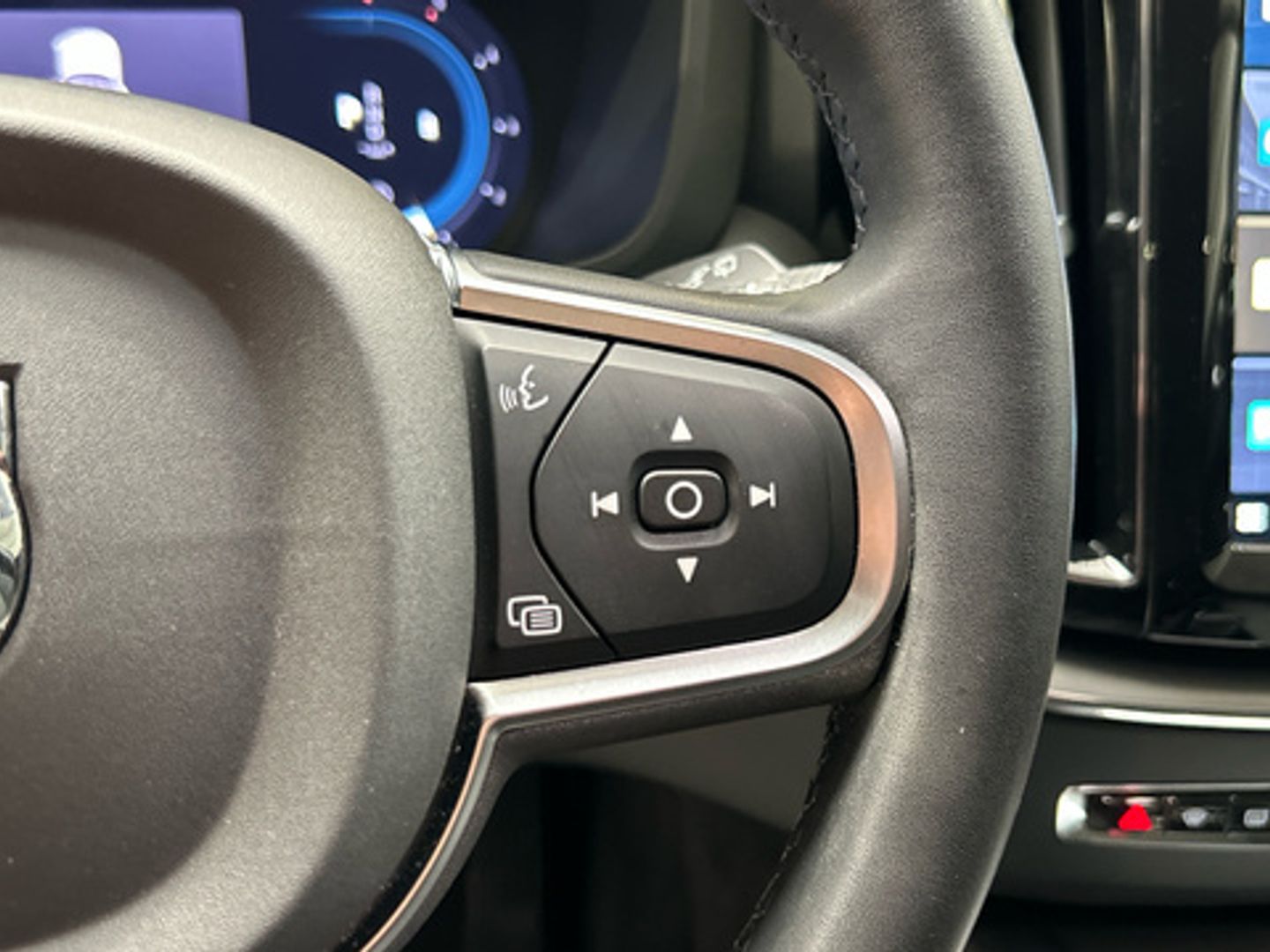 Volvo XC60 B4 D Core Auto 145 kW (197 CV)