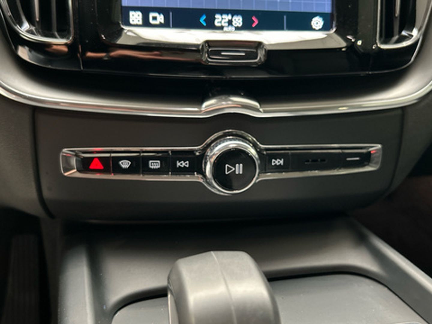 Volvo XC60 B4 D Core Auto 145 kW (197 CV)