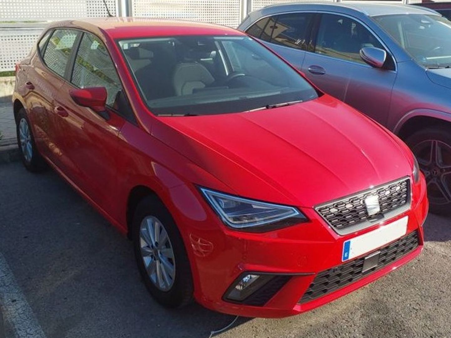 SEAT Ibiza 1.0 MPI Style XL Edition 59 kW (80 CV) Rojo Sedan