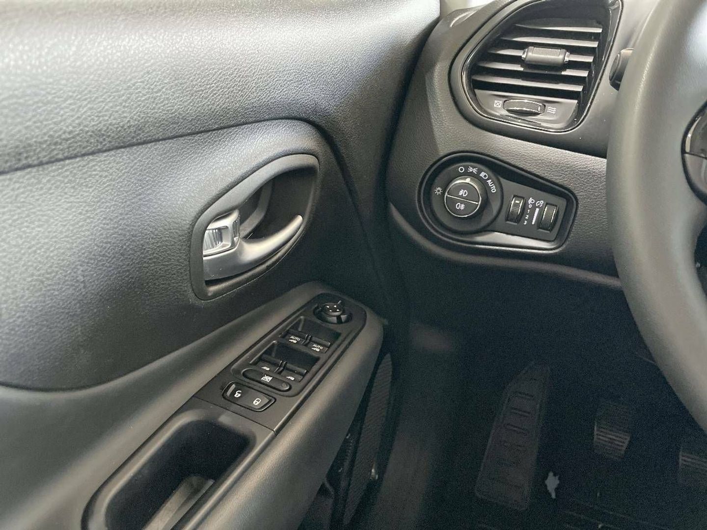 Jeep Renegade 1.0G Night Eagle II 4x2 88 kW (120 CV)