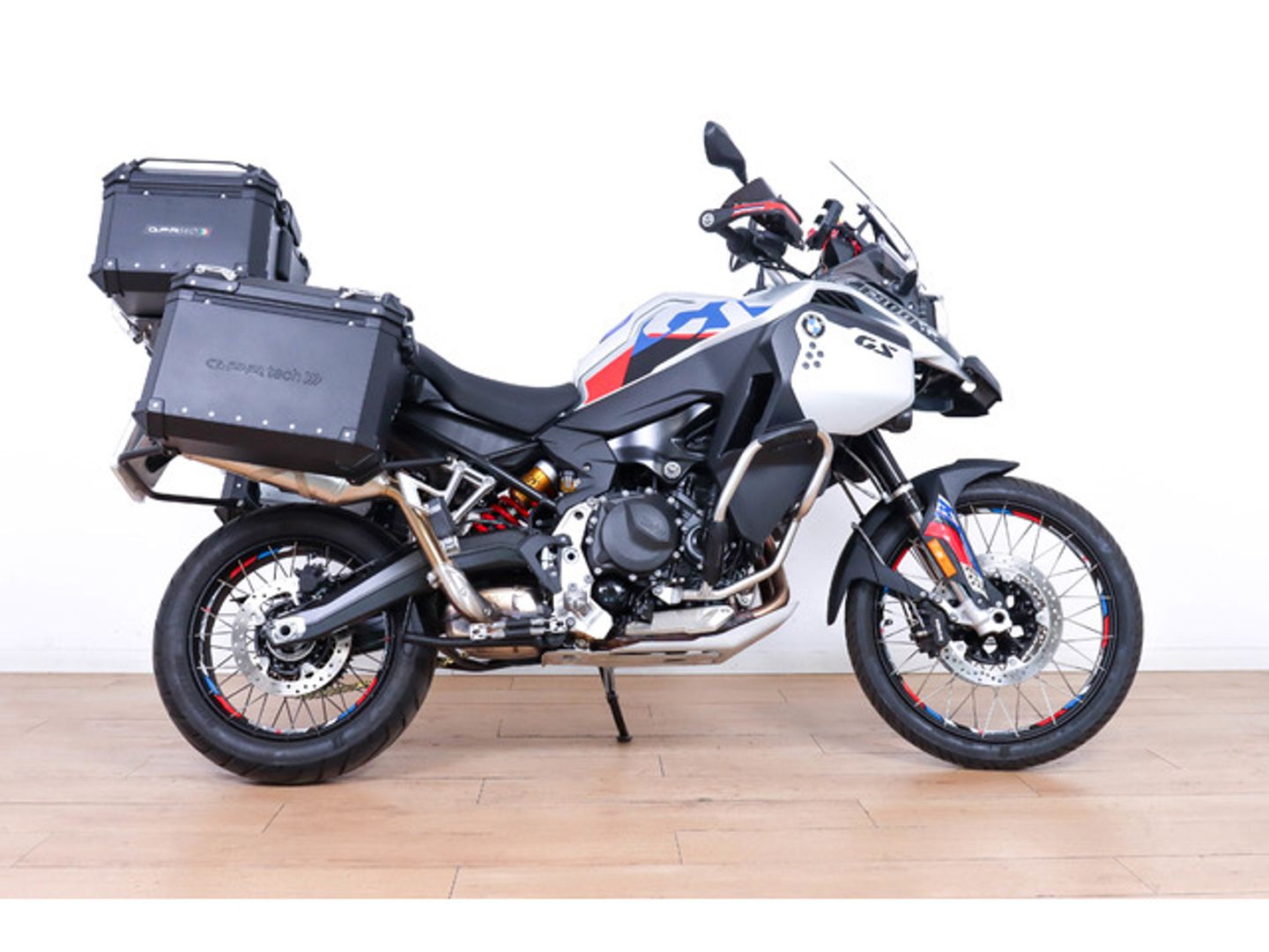 BMW Motorrad F 900 GS Adventure Blanco Motorcycle