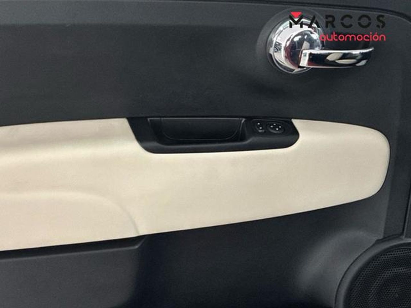 Fiat 500 1.0 Hybrid Dolcevita 51 kW (70 CV)