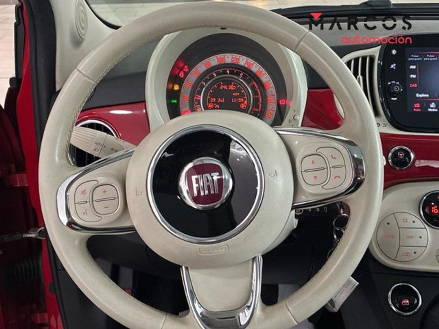 Fiat 500 1.0 Hybrid Dolcevita 51 kW (70 CV)