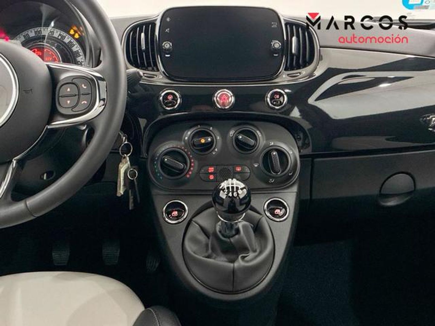 Fiat 500 1.0 Hybrid Dolcevita 51 kW (70 CV)