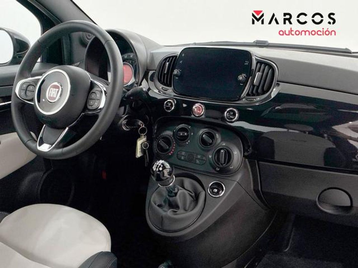 Fiat 500 1.0 Hybrid Dolcevita 51 kW (70 CV)