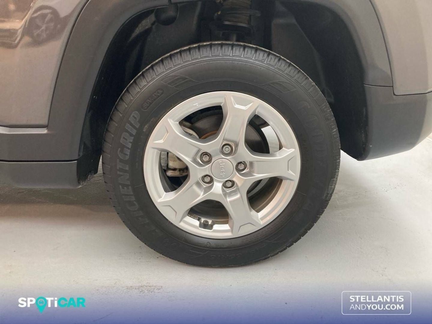 Jeep Compass 1.3 Gse T4 Sport 4x2 96 kW (130 CV)