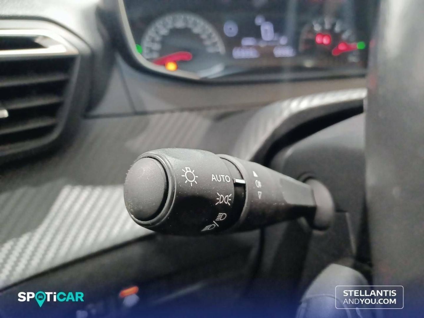 Peugeot 208 BlueHDi 100 Active 75 kW (100 CV)