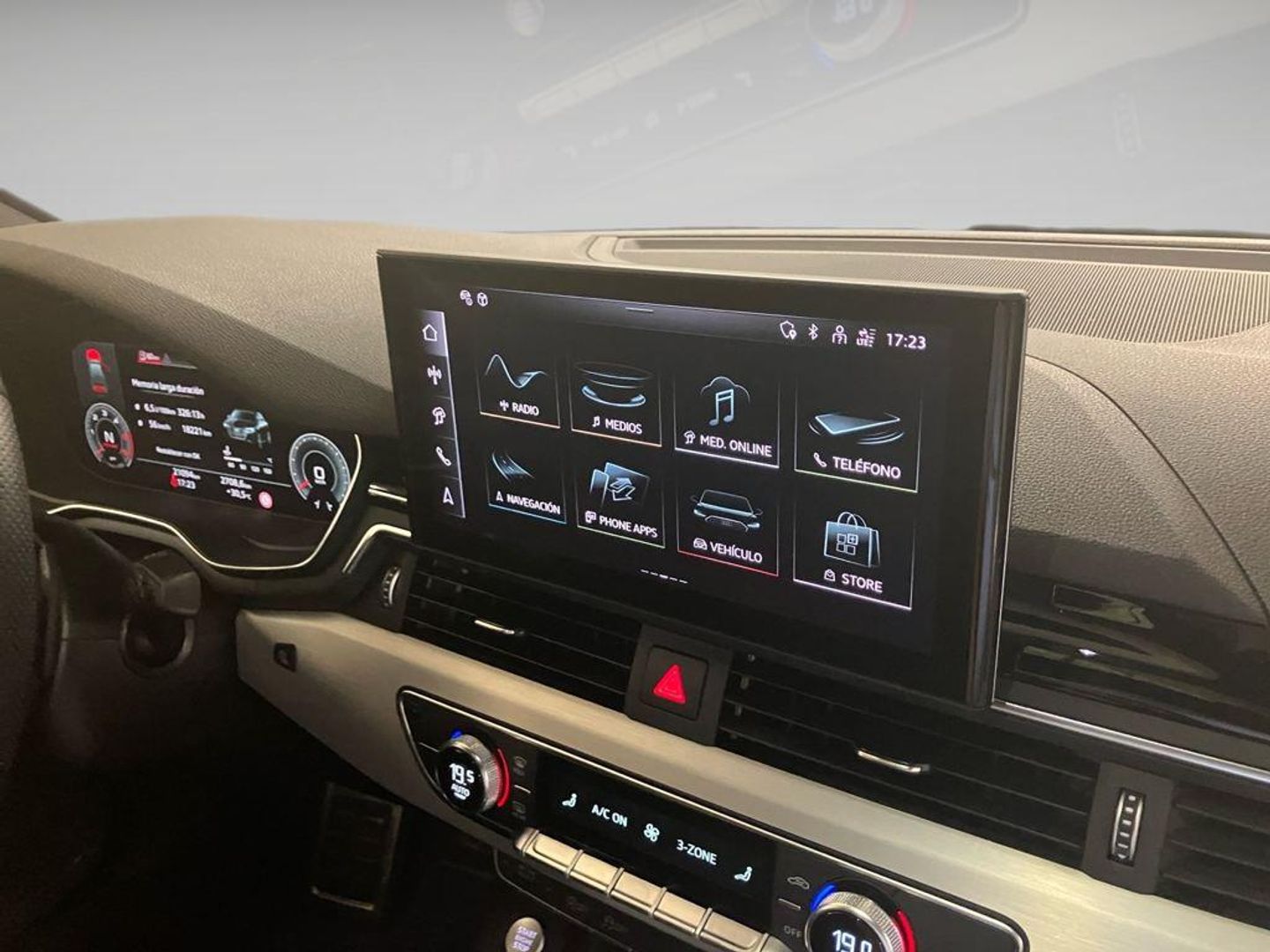 Audi A4 Black line 35 TDI 120 kW (163 CV) S tronic