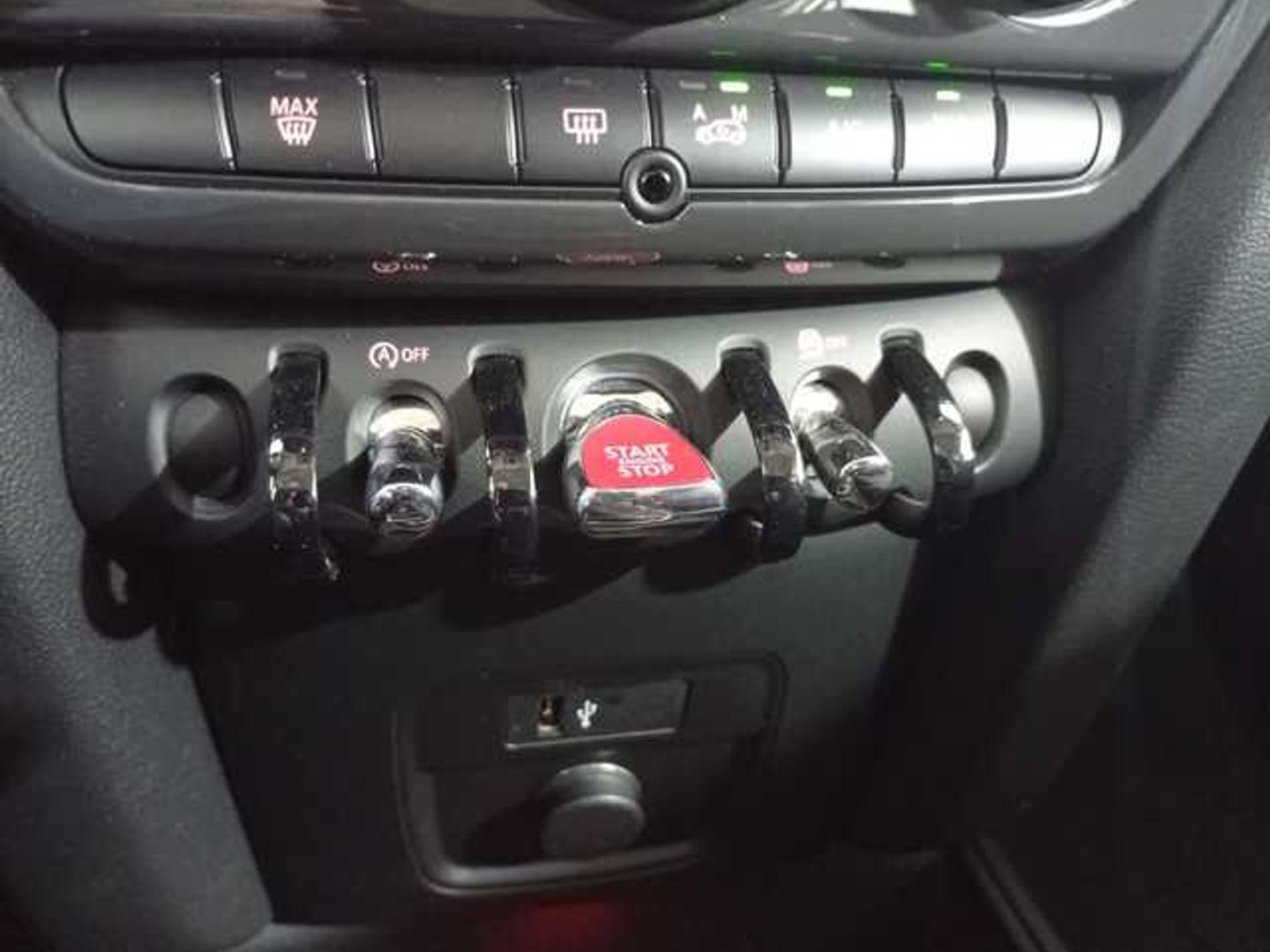 MINI MINI Countryman Cooper 100 kW (136 CV)