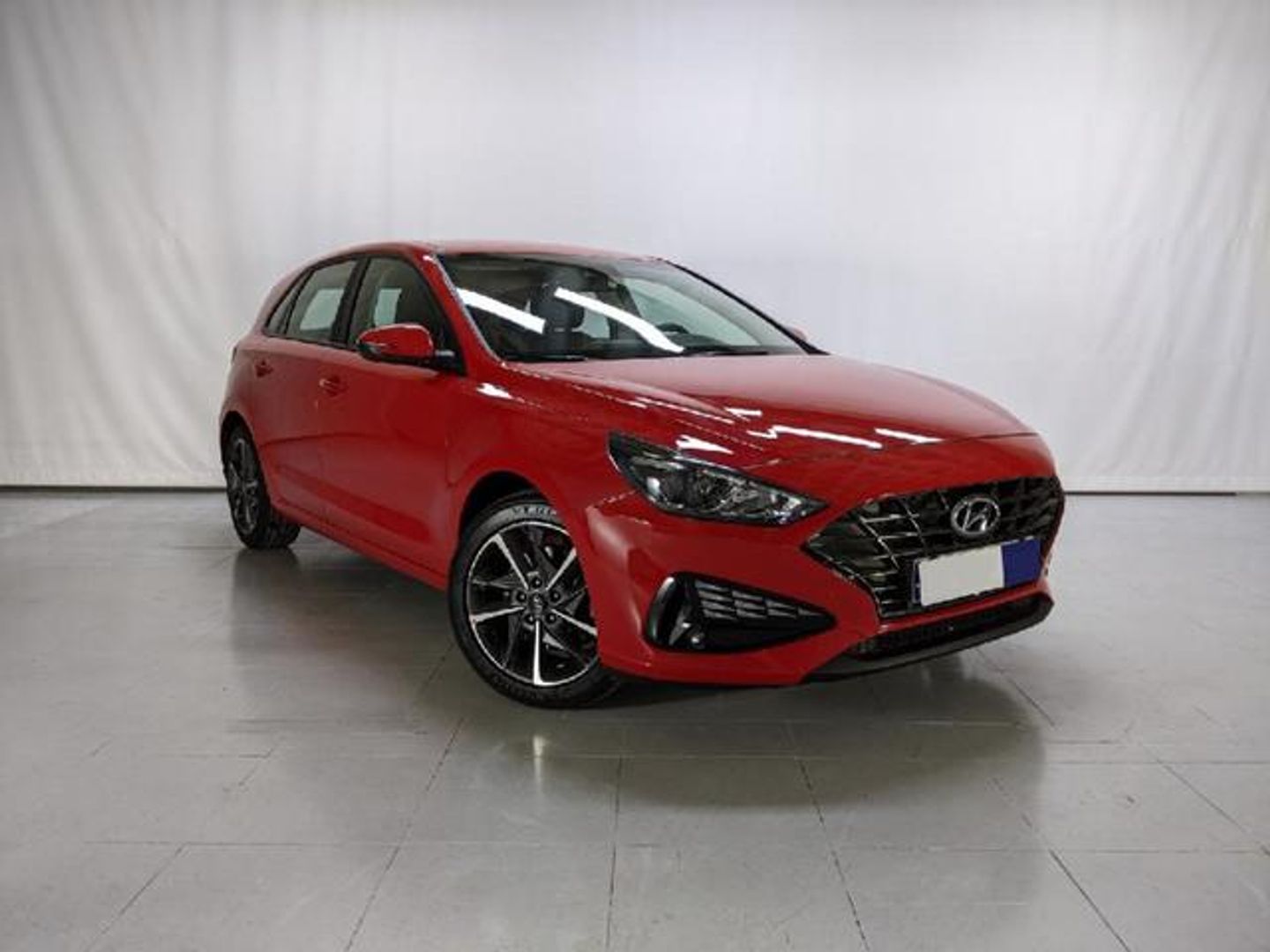 Hyundai i30 1.5 DPI Klass SLX 81 kW (110 CV) Rojo Sedan