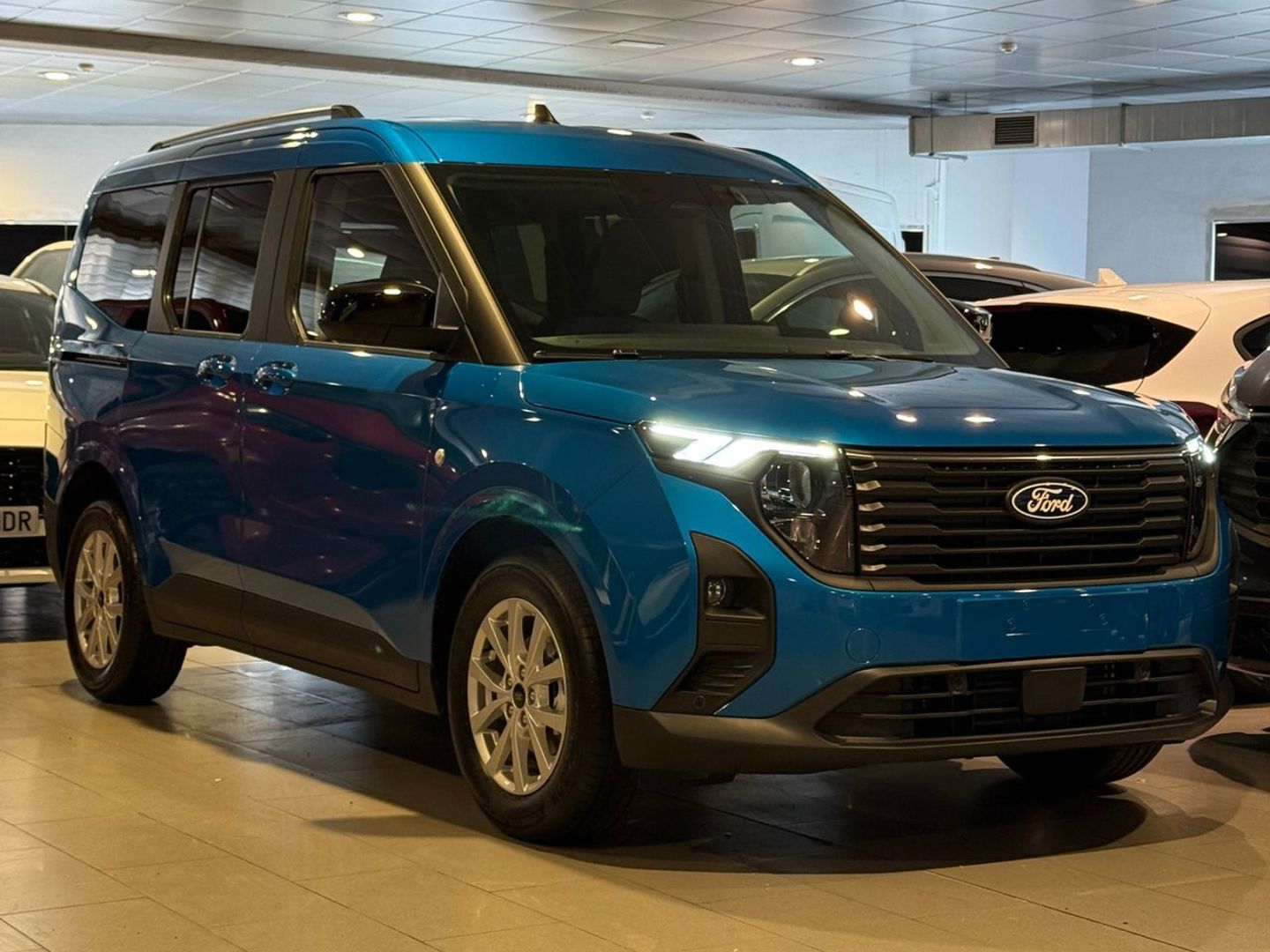Ford Tourneo Courier 1.0 EcoBoost Titanium 92 kW (125 CV)