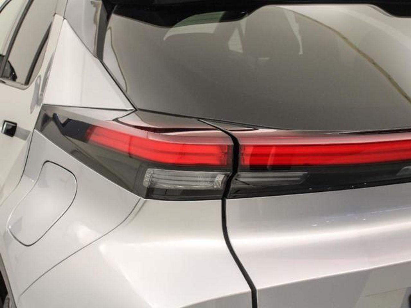 Toyota C-HR 140H Advance 103 kW (140 CV)