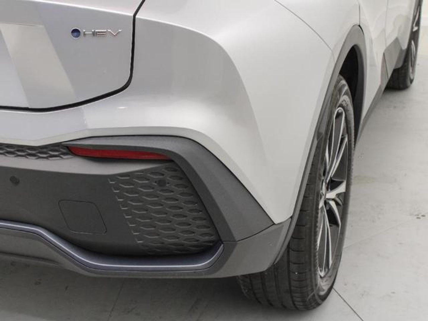 Toyota C-HR 140H Advance 103 kW (140 CV)