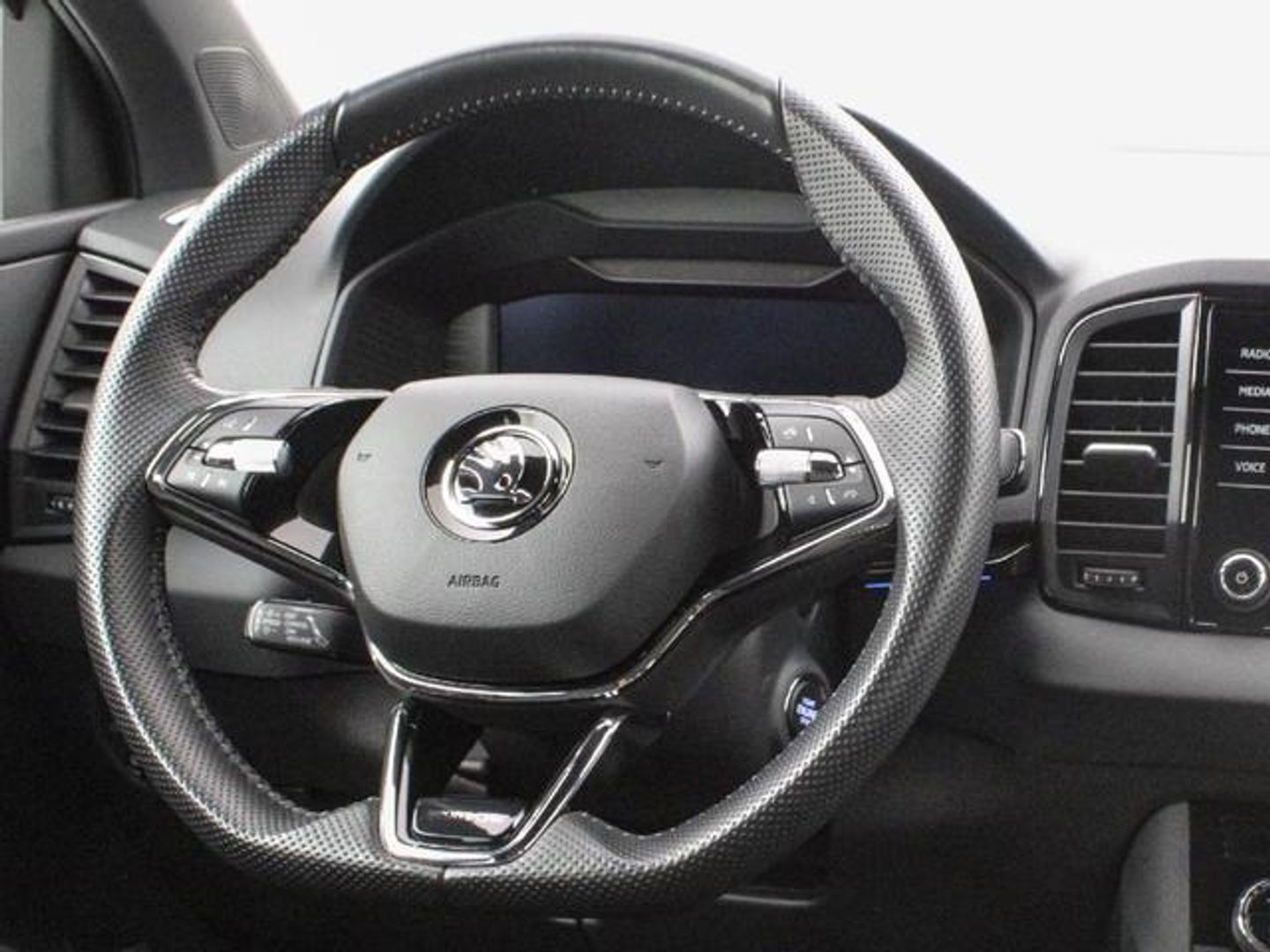 Skoda Karoq 1.5 TSI ACT Sportline DSG 110 kW (150 CV)