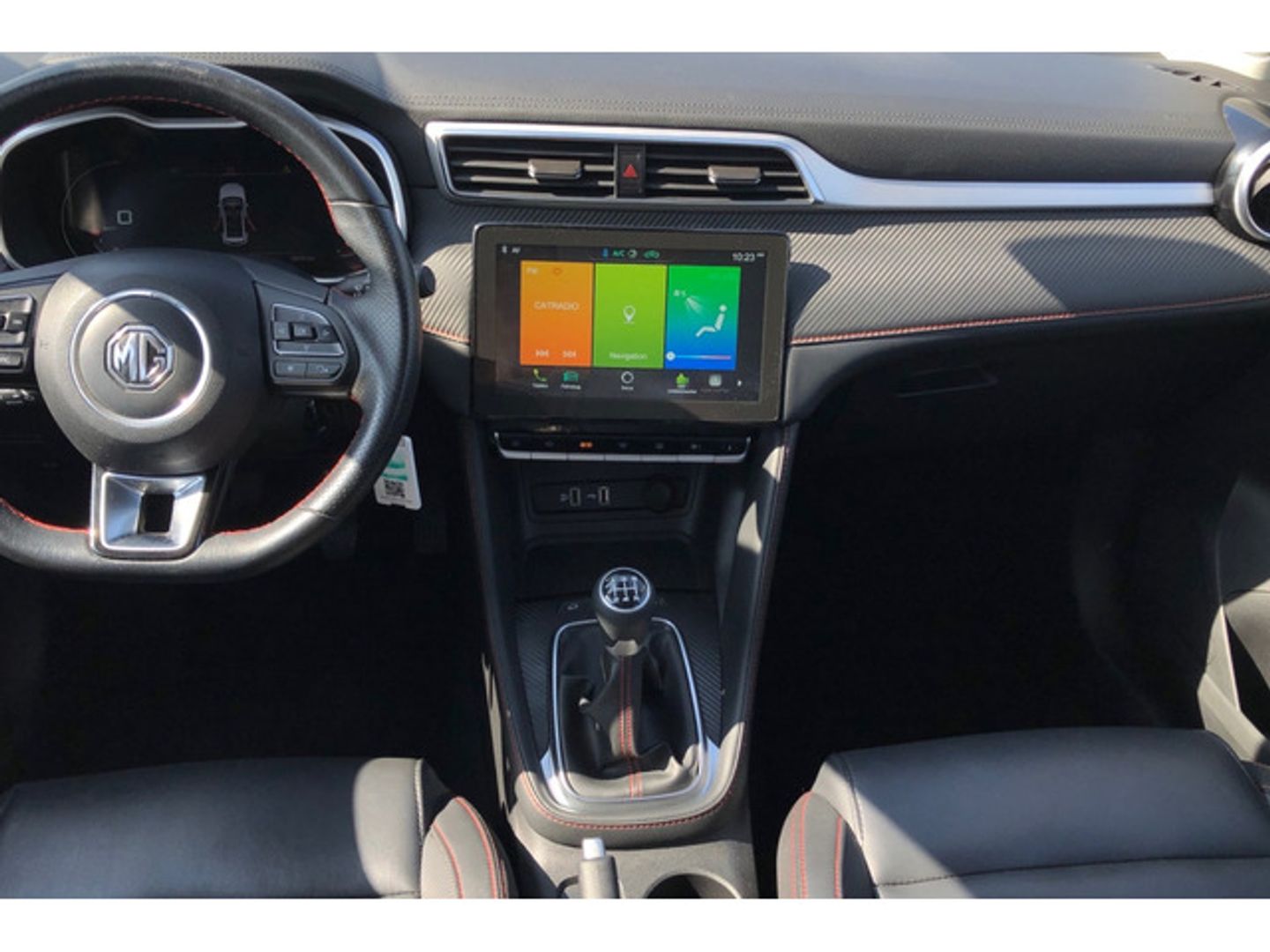 MG ZS 1.5 Luxury 78 kW (106 CV)