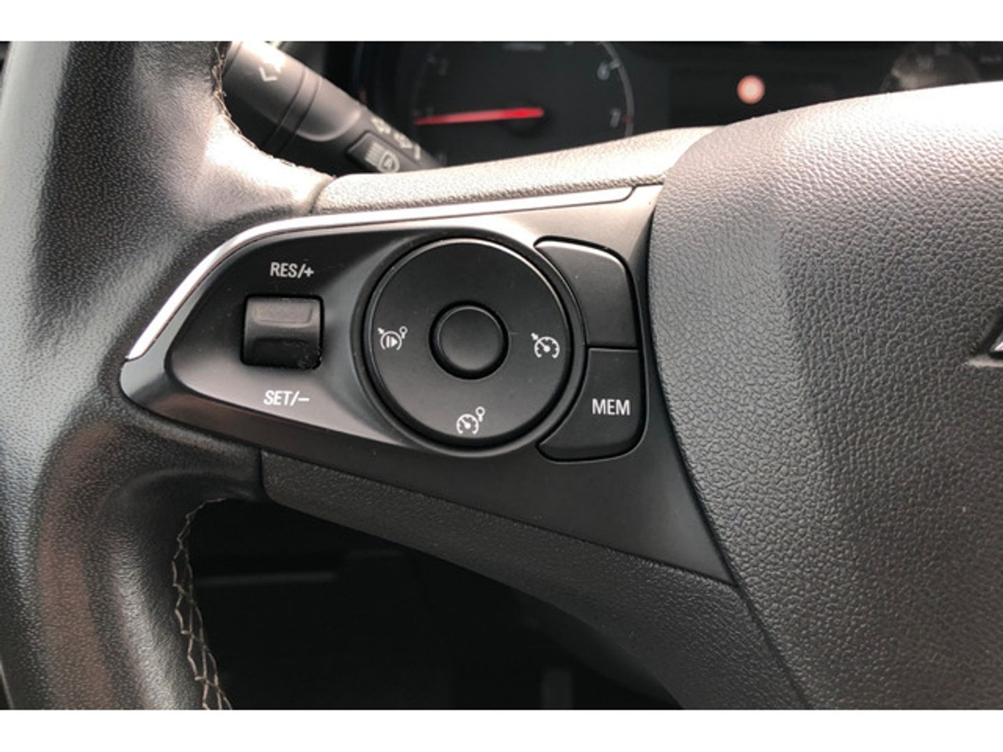 Opel Grandland X 1.5 CDTi Design & Tech 96 kW (130 CV)