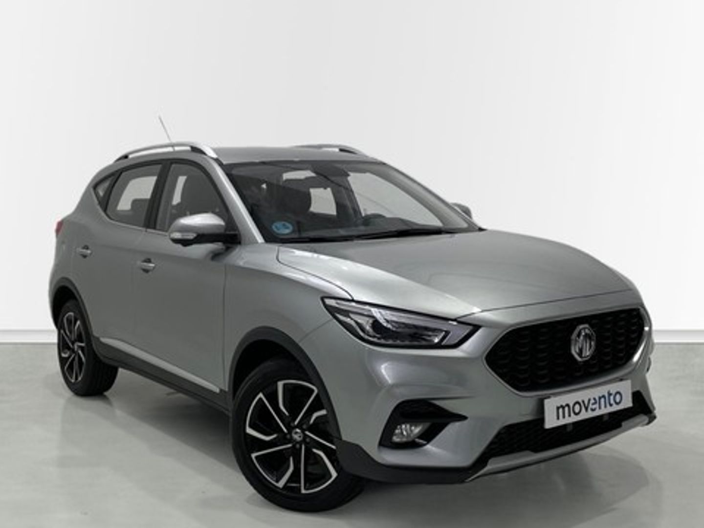 MG ZS 1.5 Luxury 78 kW (106 CV) Gris Plata All Terrain / Pick-up