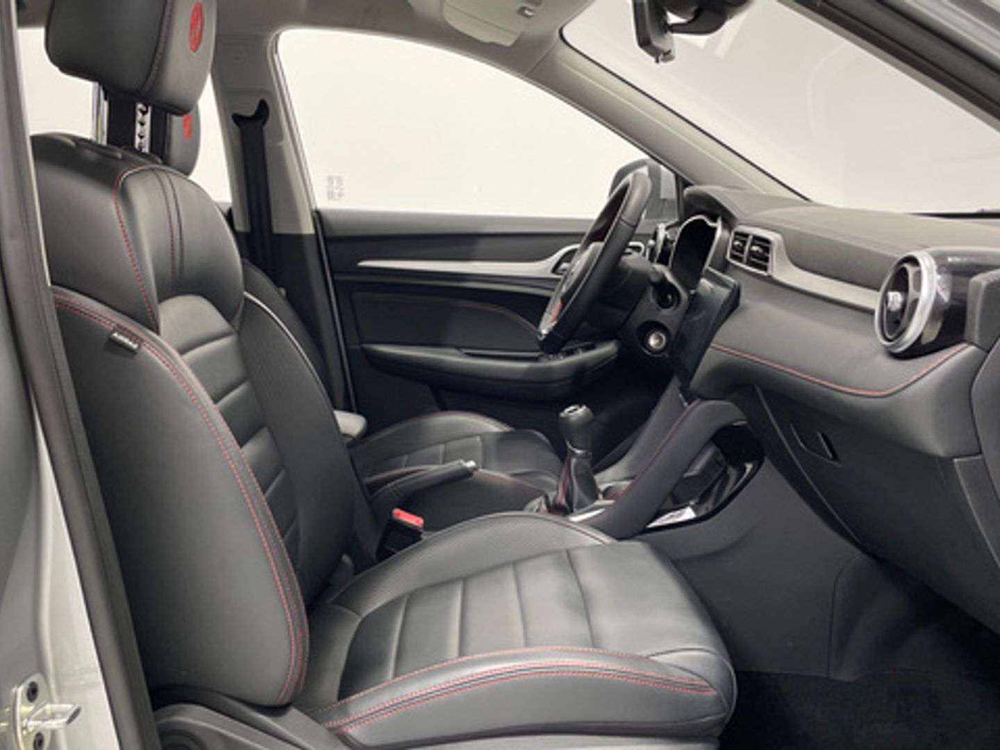 MG ZS 1.5 Luxury 78 kW (106 CV)