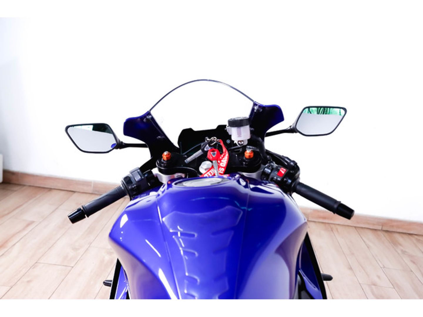 Yamaha YZF-R 7