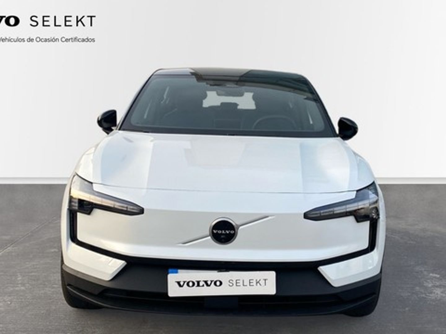 Volvo EX30 Single Motor Extended Range Ultra Auto 200 kW (272 CV)