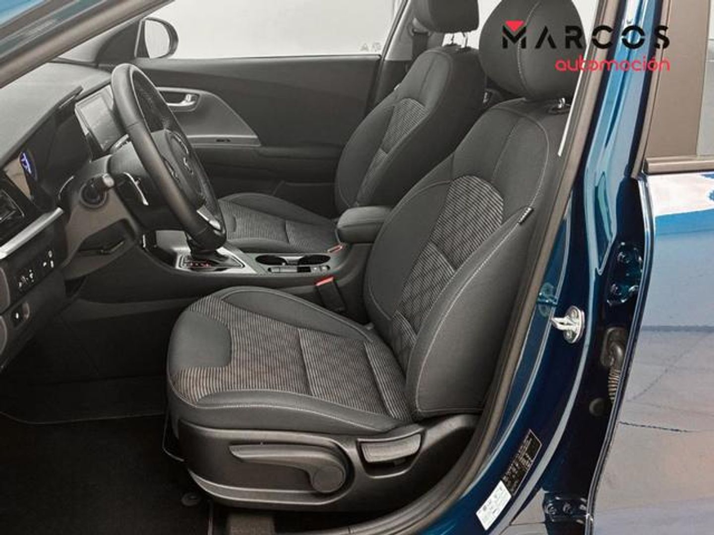 Kia Niro 1.6 GDi HEV Concept 104 kW (141 CV)