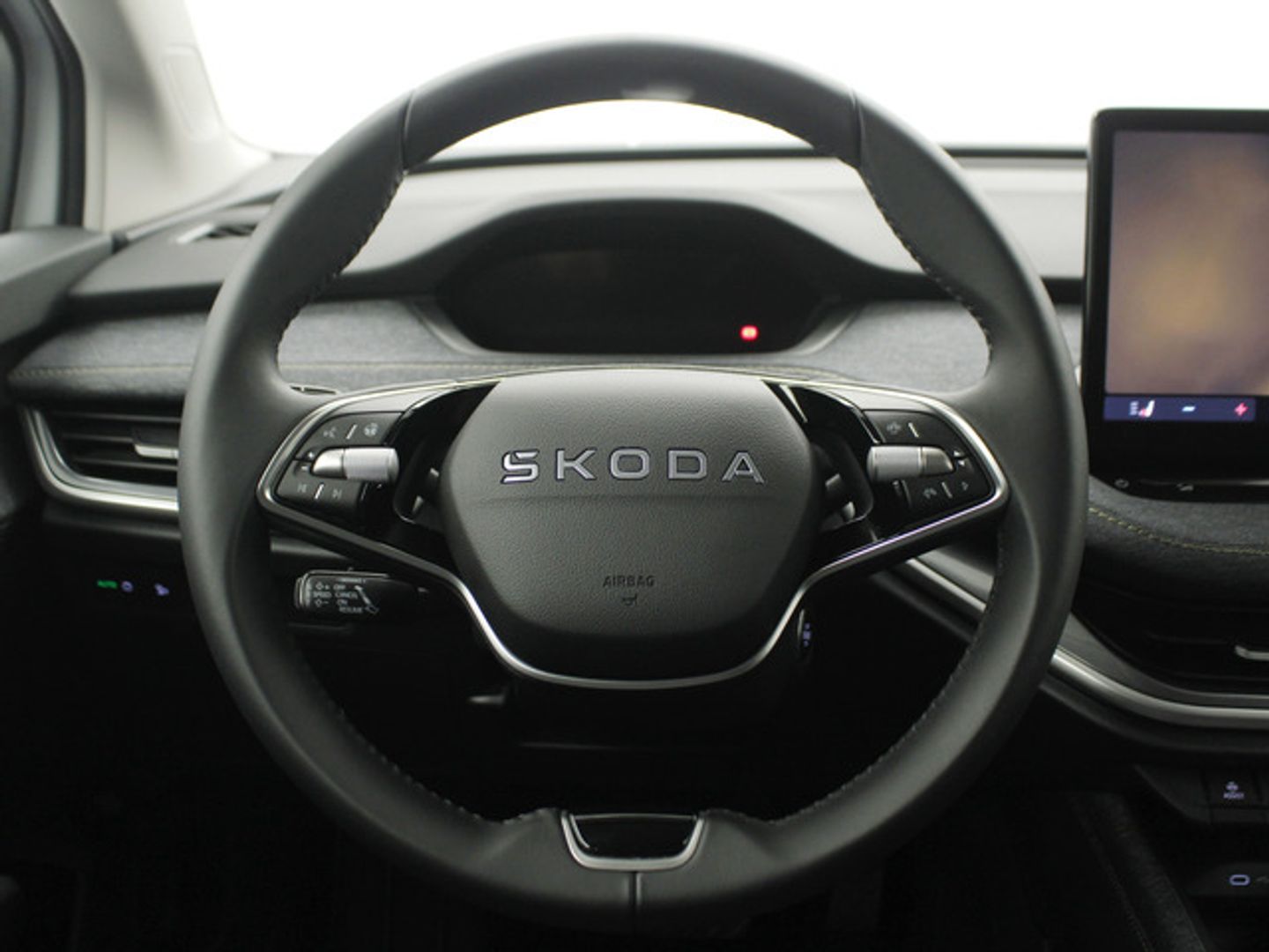Skoda Elroq 60 63 kWh 150 kW (204 CV)