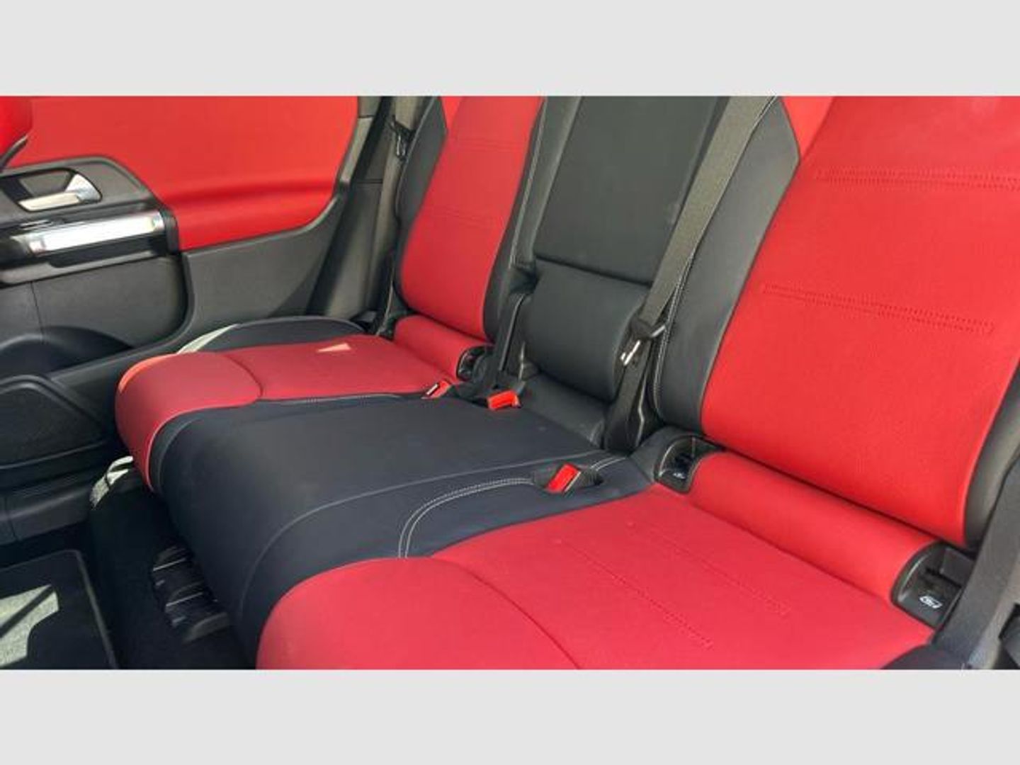 Mercedes-Benz GLB GLB 35 AMG 4Matic 225 kW (306 CV)
