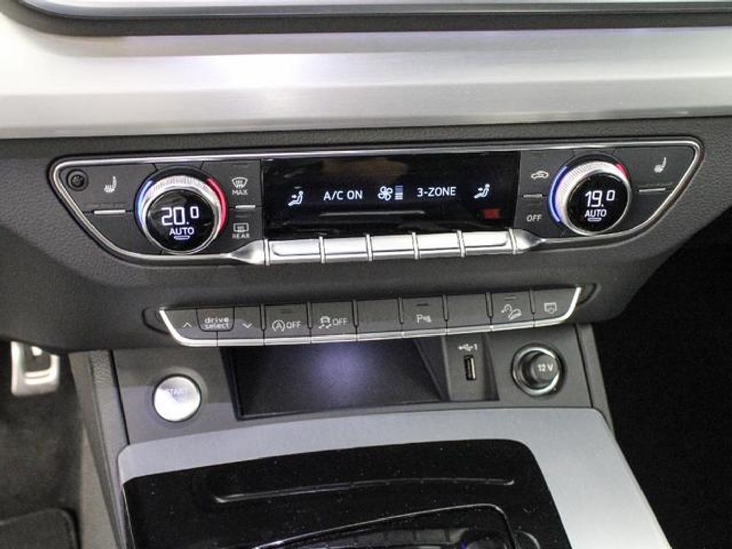 Audi Q5 Black line 40 TDI quattro-ultra 150 kW (204 CV) S tronic