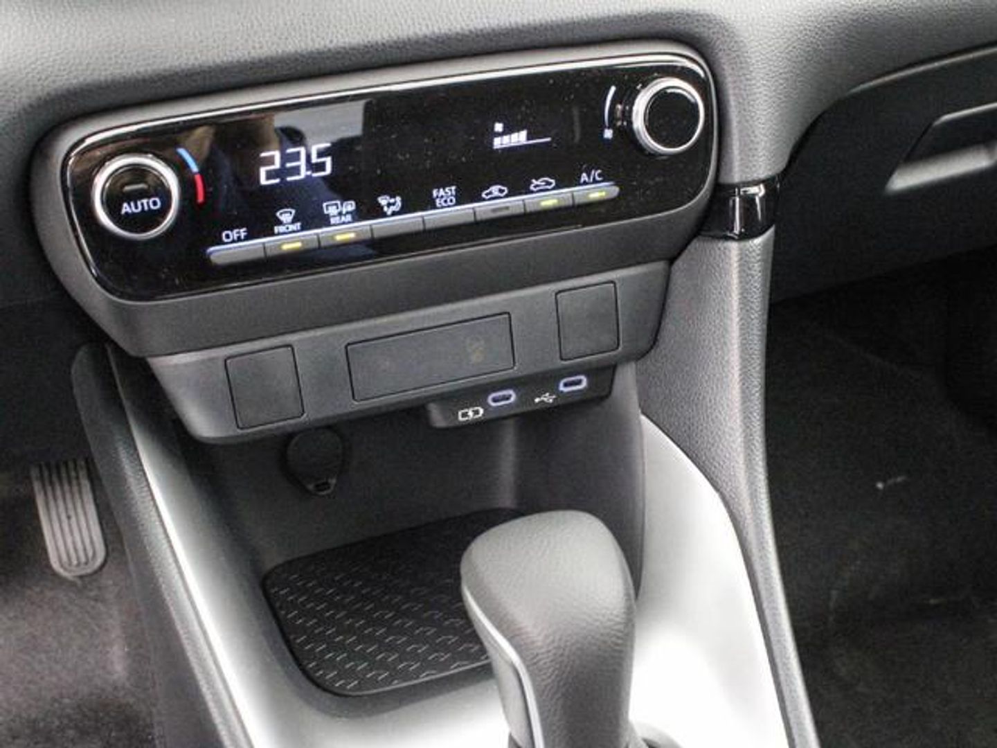 Toyota Yaris 120H Active Plus 85 kW (116 CV)