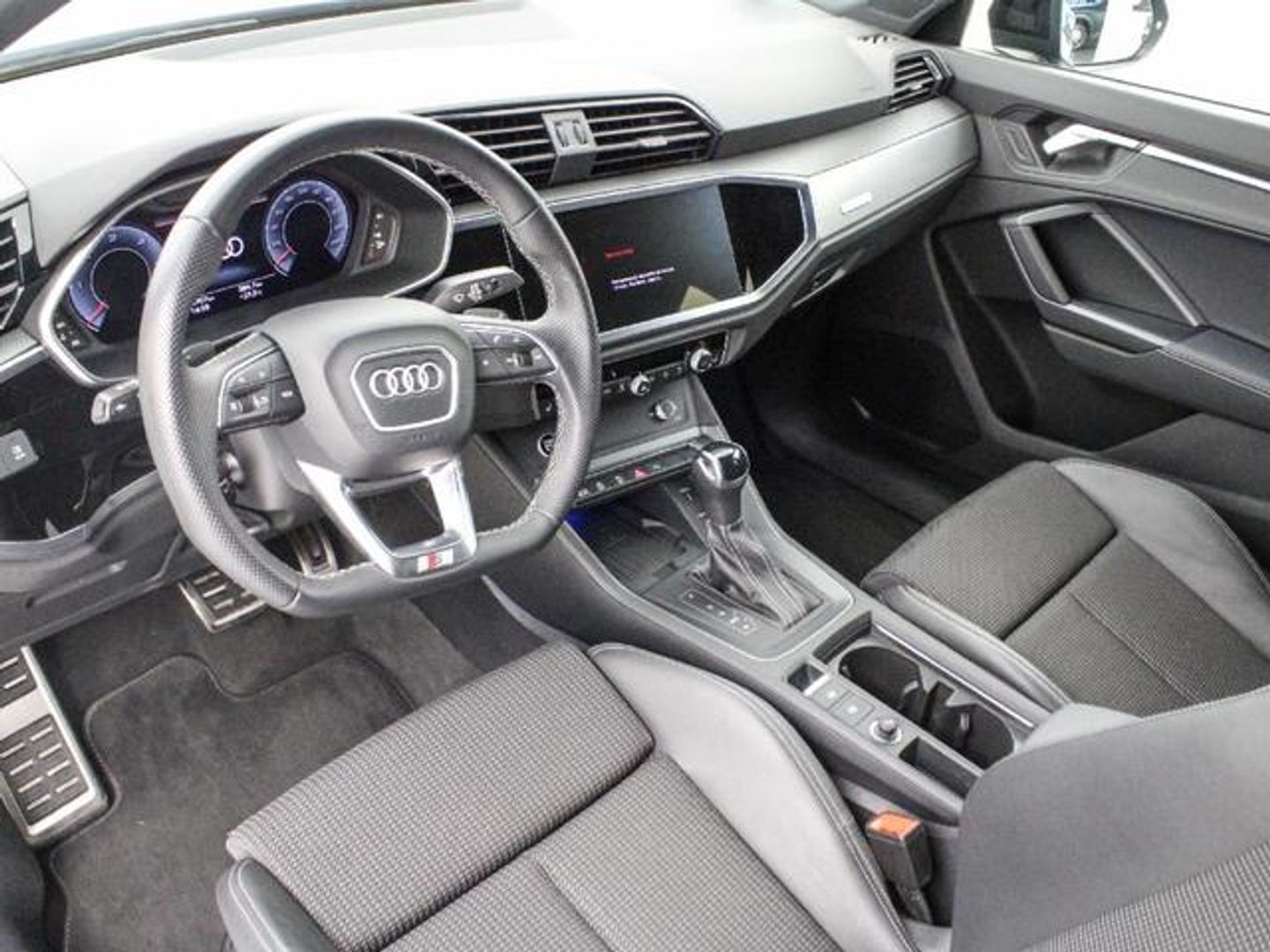 Audi Q3 Black line 35 TDI 110 kW (150 CV) S tronic