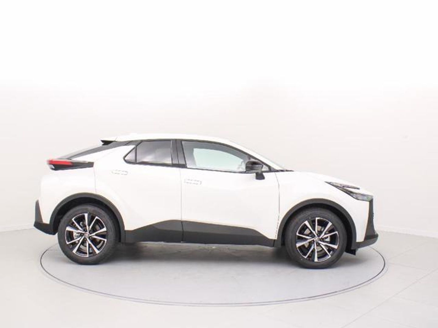Toyota C-HR 140H Advance 103 kW (140 CV)