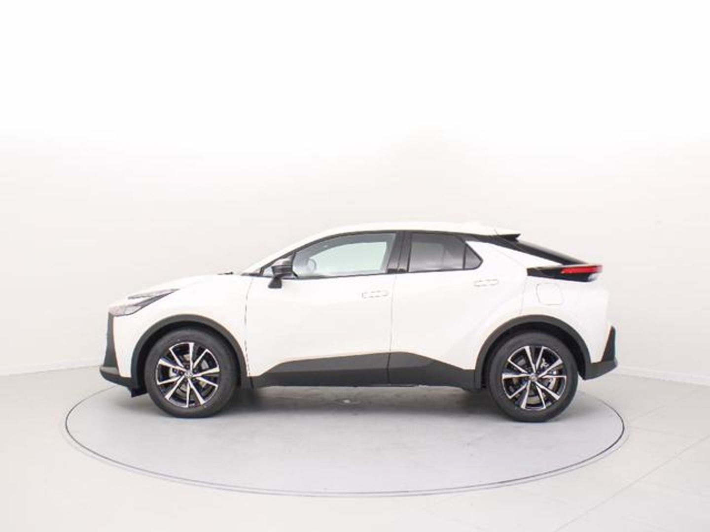 Toyota C-HR 140H Advance 103 kW (140 CV)