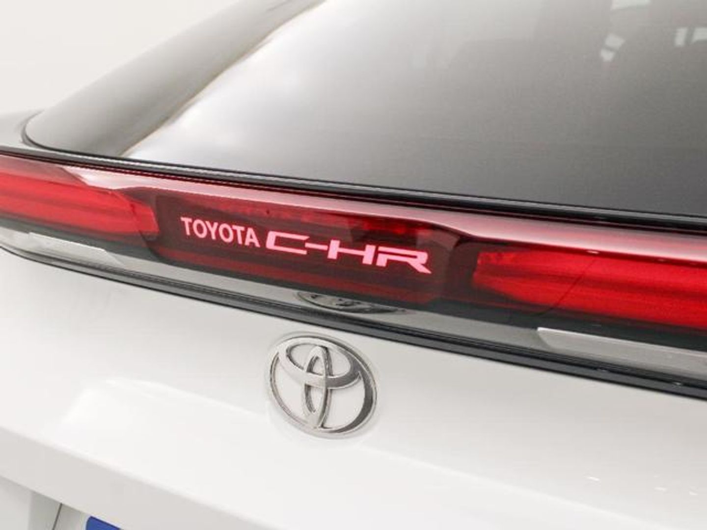 Toyota C-HR 140H Advance 103 kW (140 CV)