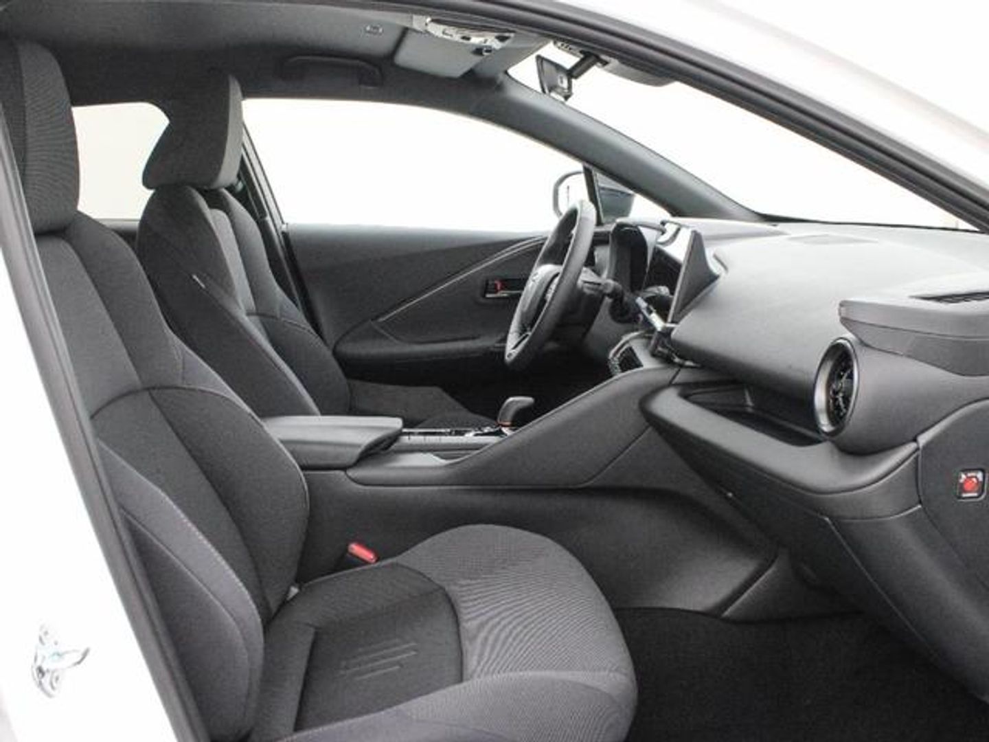 Toyota C-HR 140H Advance 103 kW (140 CV)