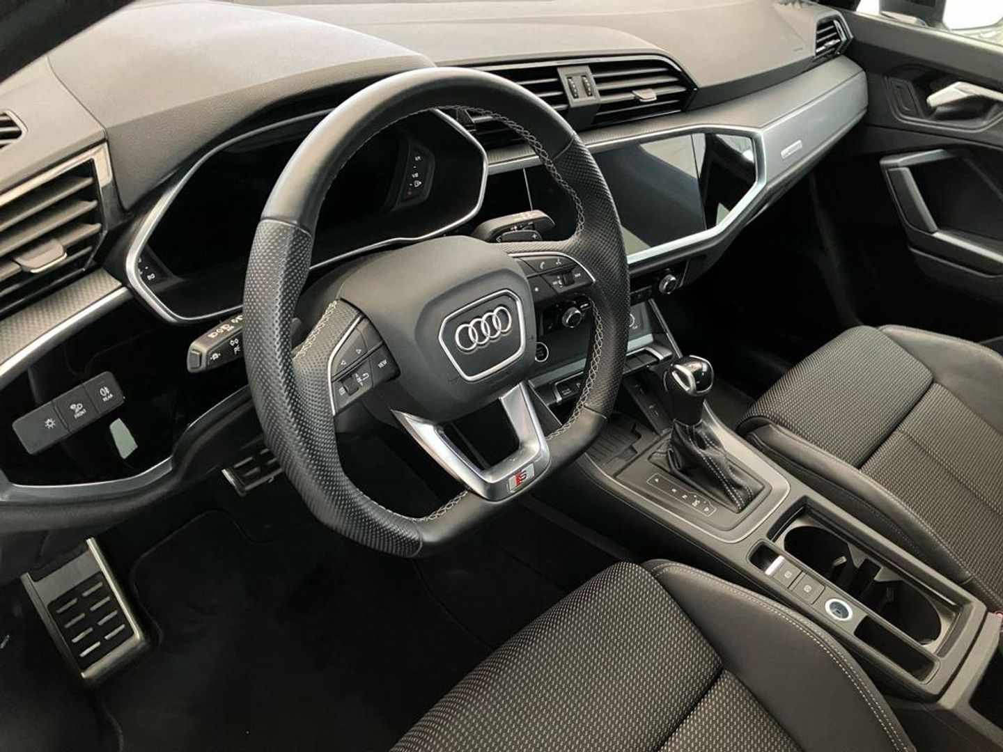 Audi Q3 Black line 35 TFSI 110 kW (150 CV) S tronic